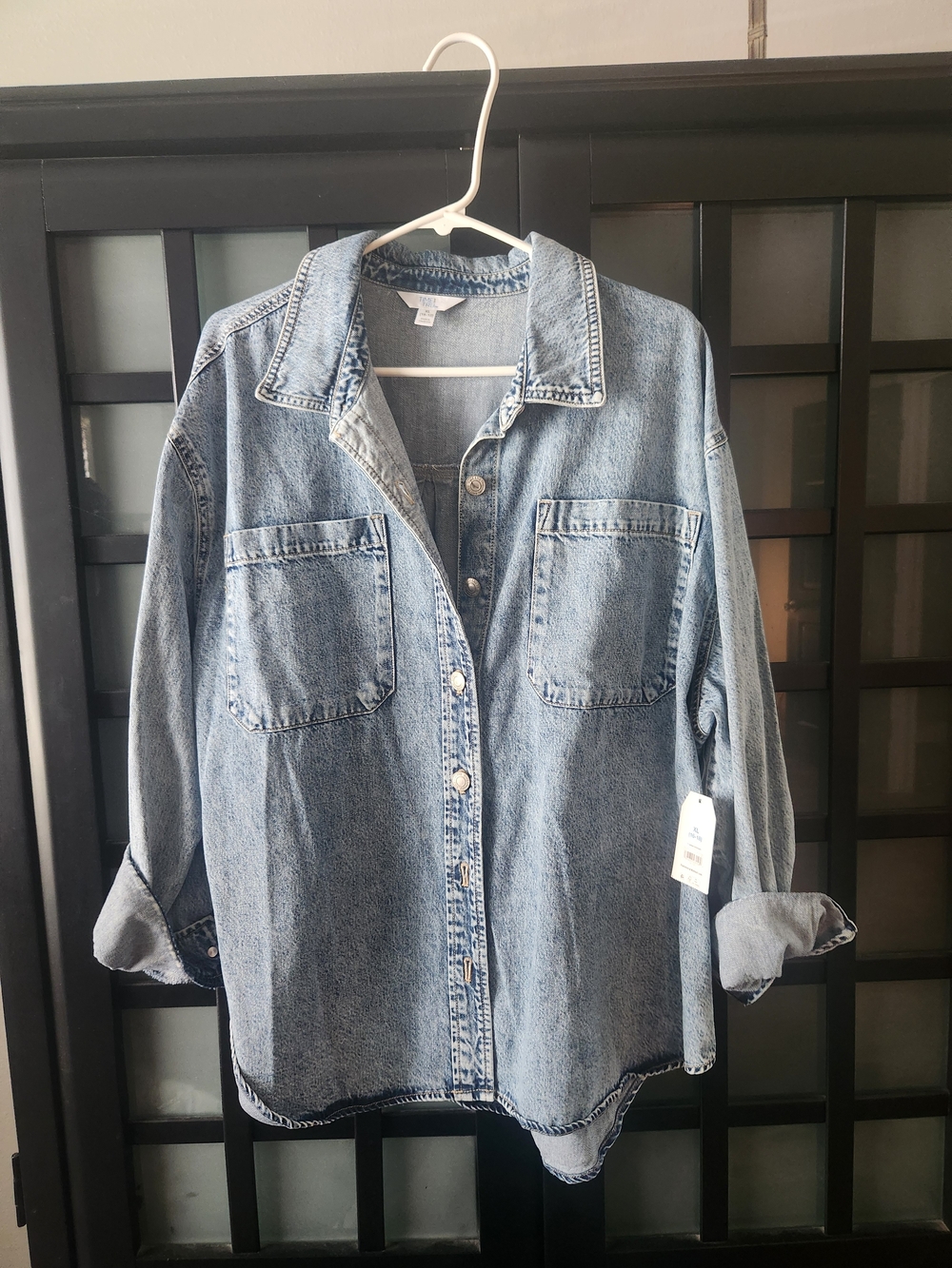 Time and Tru Light Blue Denim Button-Down Shirt